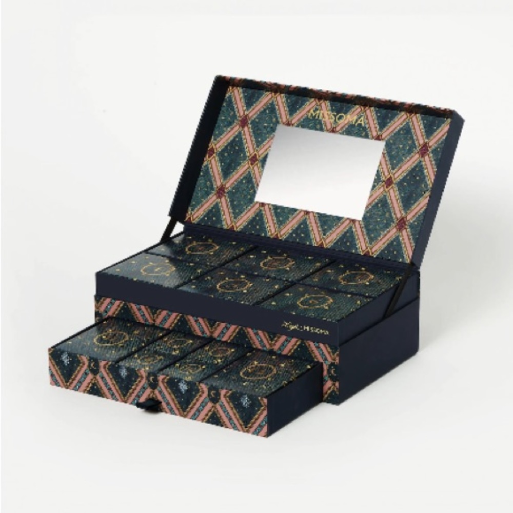 Missoma jewelry advent calendar 2022 - gold